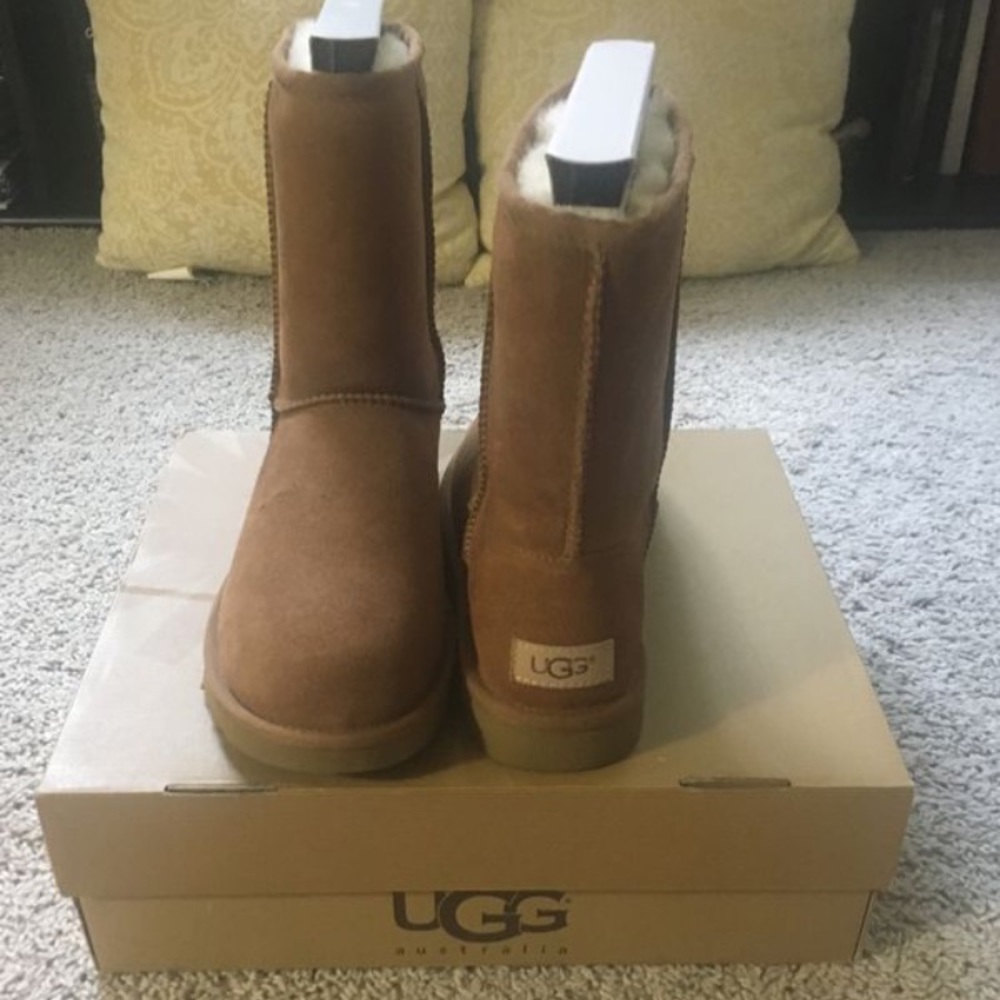 Brand new UGG boots size 8